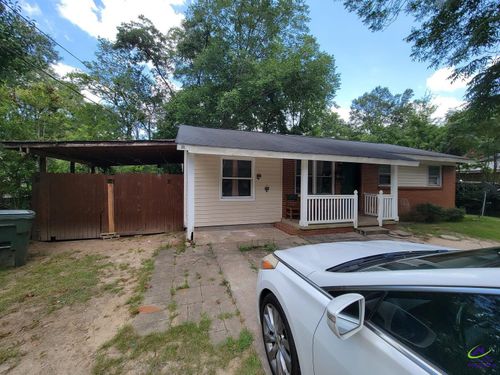 208 Ravenwood Way, Warner Robins, GA, 31093-2219 | Card Image