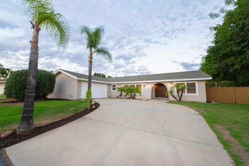 1533 Fair Glen Rd, El Cajon, CA, 92019-3715 | Card Image