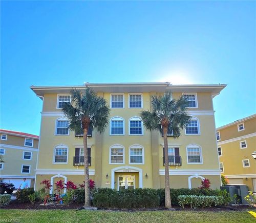 302-10061 Lake Cove Dr, Fort Myers, FL, 33908 | Card Image