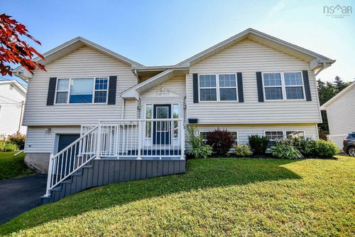 31 Barry Cres, Herring Cove, NS, B3R2L7 | Card Image