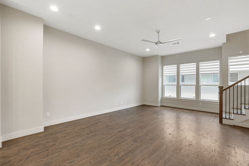 unit-7-4914 Live Oak St, Dallas, TX, 75206-8872 | Card Image