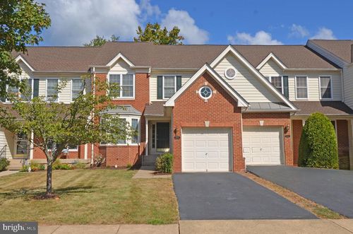 5636 Arrowfield Ter, HAYMARKET, VA, 20169-8112 | Card Image