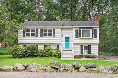 7 Old North Rd, Hudson, MA, 01749-2807 | Card Image
