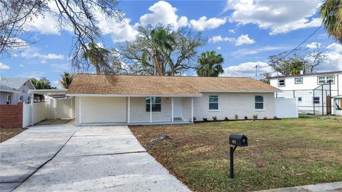 4928 Shetland Ave, TAMPA, FL, 33615-4420 | Card Image