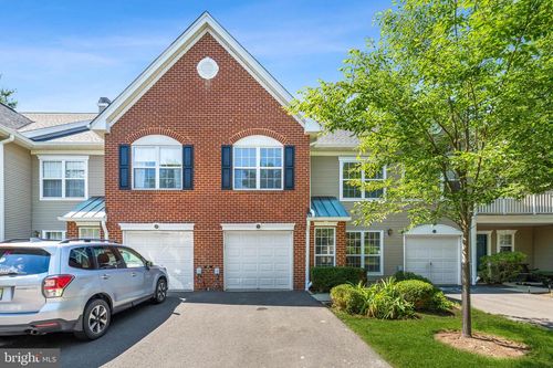 16 Lee Ct, Plainsboro, NJ, 08536-2023 | Card Image