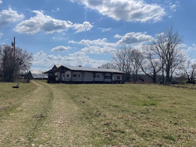 380 Browntown Rd, Home with 0 bedrooms, 0 bathrooms and null parking in Morrison TN | Image 5