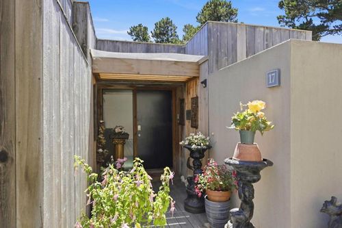 17-24520 Outlook Dr, Carmel, CA, 93923-9444 | Card Image