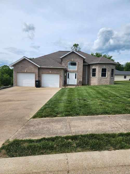 103 Cedar Ct, Saint Robert, MO, 65584-8616 | Card Image