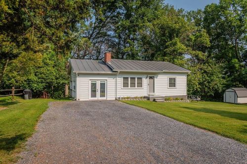 55 Lake Dr, Edinburg, VA, 22824-3405 | Card Image