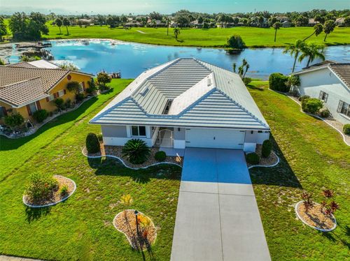 1806 Wolf Laurel Dr, SUN CITY CENTER, FL, 33573-6404 | Card Image