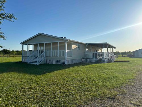 734 County Road 3011, Dayton, TX, 77535-4656 | Card Image