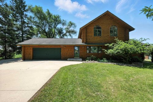 W1983 Hall Road, Columbus, WI, 53925 | Card Image
