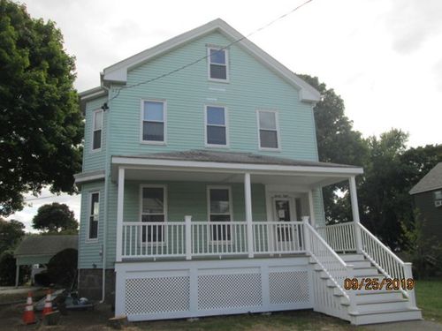 1-28 Gould St, Wakefield, MA, 01880-2721 | Card Image