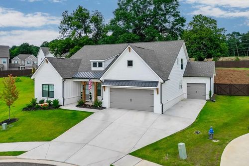 35 Rose Walk Ct, Hoschton, GA, 30548-4440 | Card Image