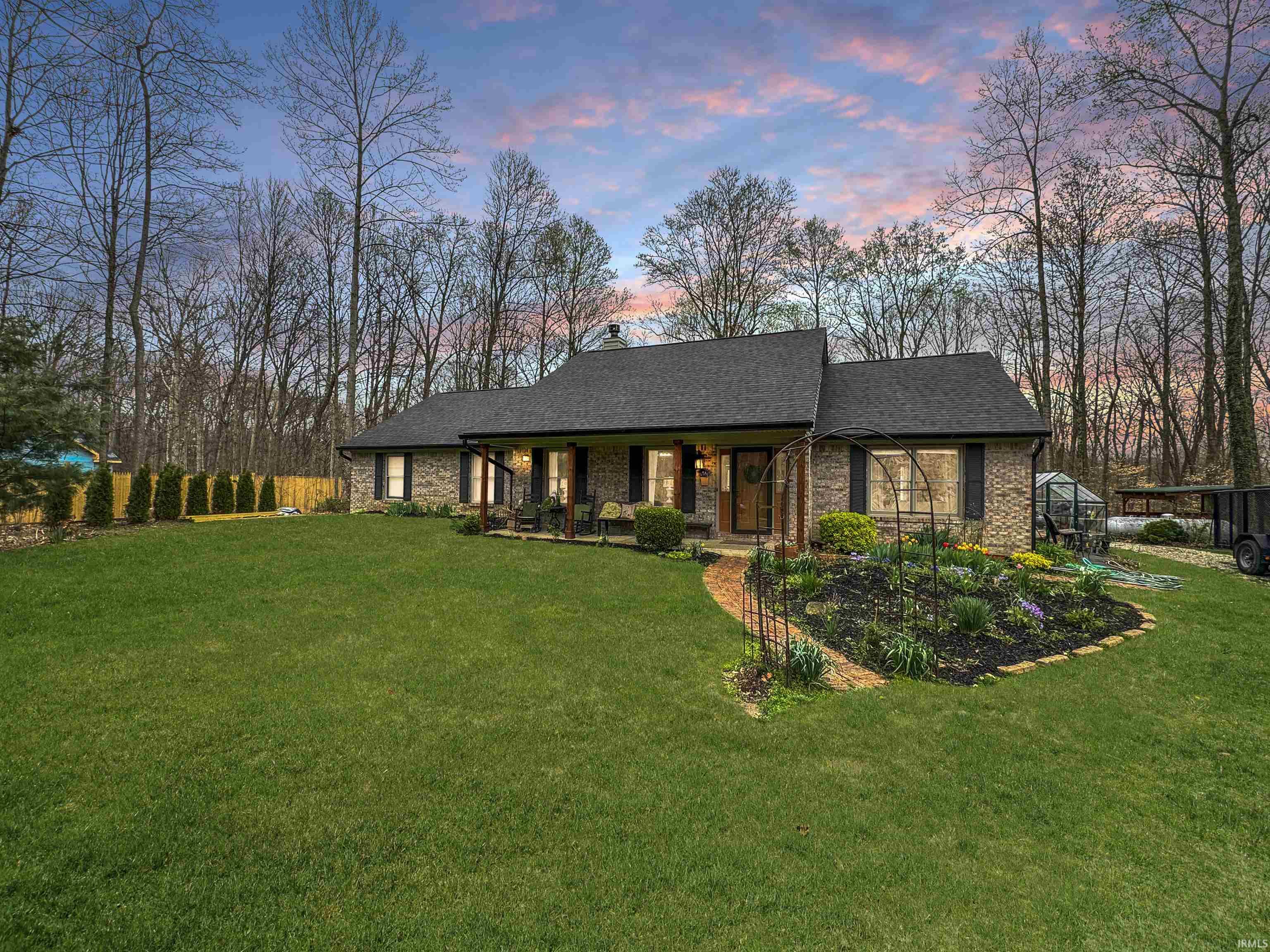 3447 Cruse Lane, For Sale in Zoocasa