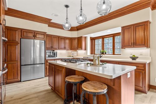 2010 Spoon Creek Ct Se, Cedar Rapids, IA, 52403 | Card Image