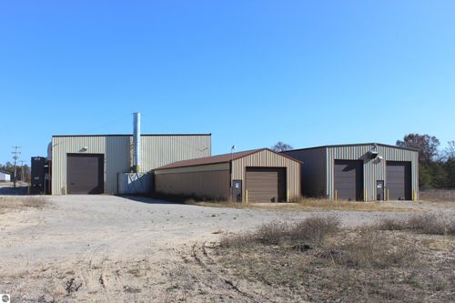 758 Isenhauer Rd, Grayling, MI, 49738-8638 | Card Image