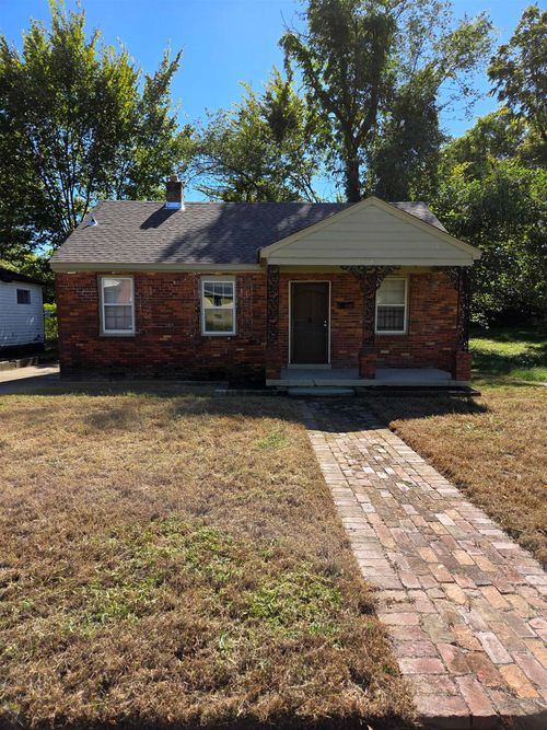 293 W Waldorf Ave, Memphis, TN, 38109-1550 | Card Image
