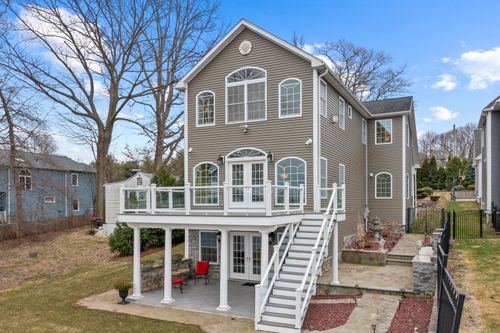 1727 Meriden Rd, Wolcott, CT, 06716-3300 | Card Image