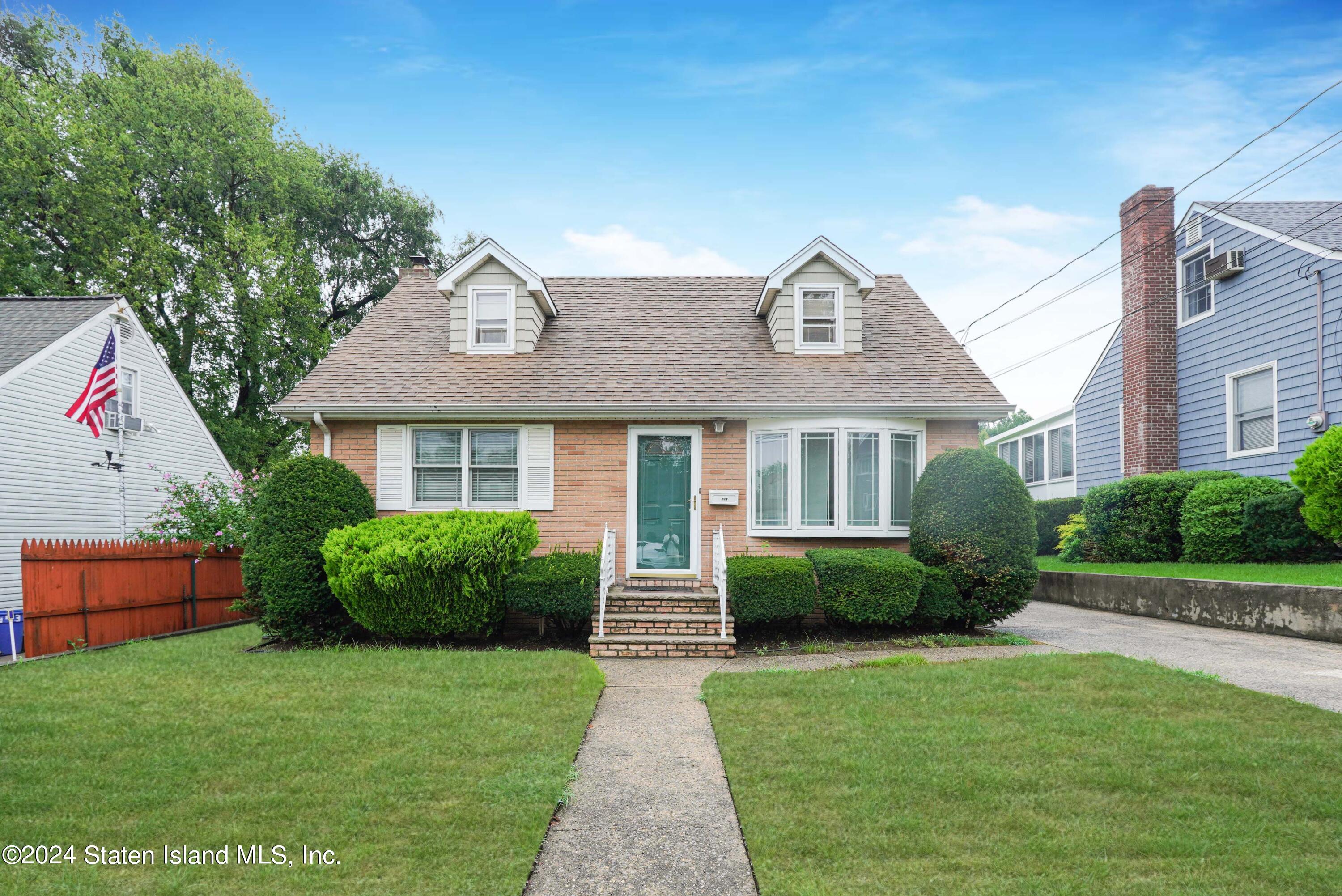 Fairfield St, Staten Island, NY 10308