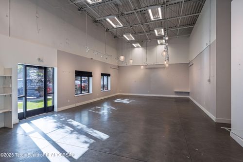170-1705 High School Rd, Jackson, WY, 83001-8281 | Card Image