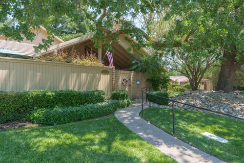 11655 Gold Country Blvd, Gold River, CA, 95670-7675 | Card Image