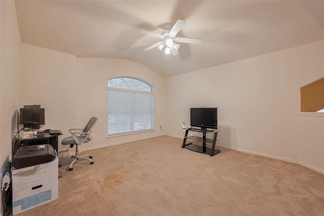 1402 Merryglen Ct, House other with 3 bedrooms, 3 bathrooms and 2 parking in Spring TX | Image 11