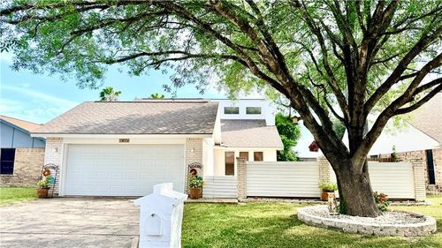 1216 Quail Ave, Mcallen, TX, 78504-3268 | Card Image