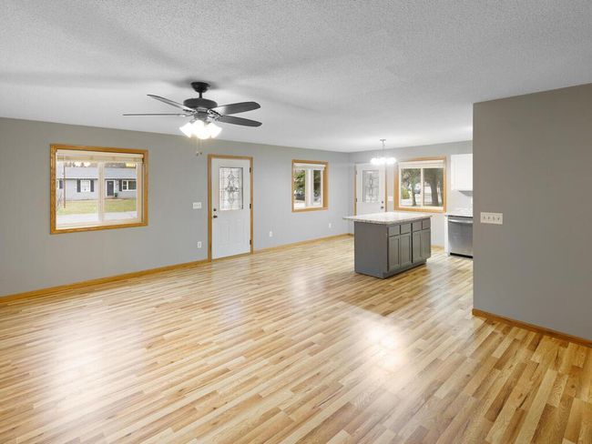 403 Circle Dr Braham MN 55006 USA-013-022-013-MLS_Size.jpg | Image 6