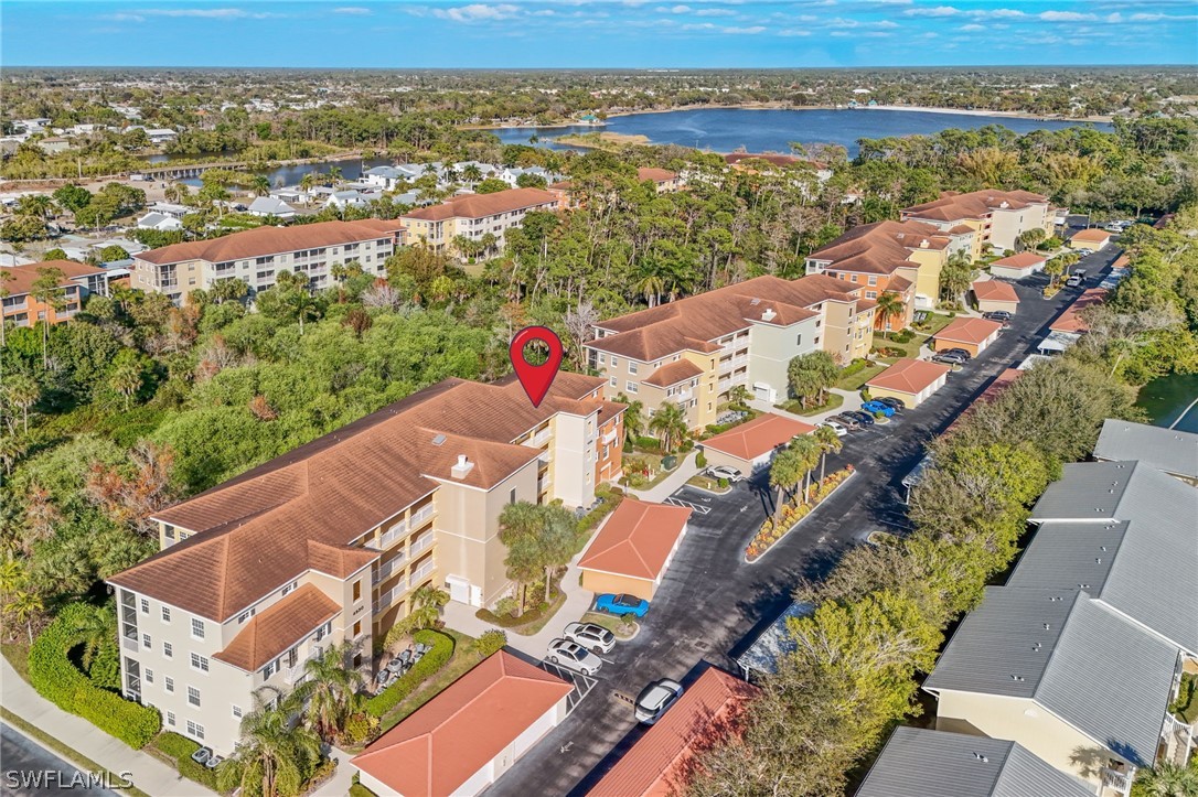 Residential in Naples 4