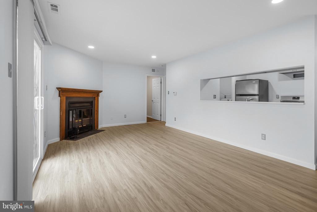 Residential Lease in MARLTON 2