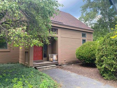 16 - 8 Par Lane, Condo with 3 bedrooms, 3 bathrooms and null parking in Wilmington VT | Image 3