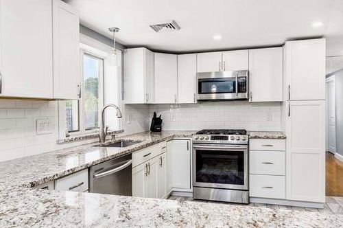 12 Oxbow Rd, Teaticket, MA, 02536-5103 | Card Image