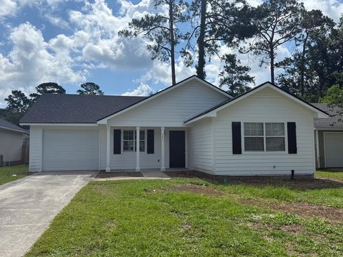 2807 Fawnwood Cir, Valdosta, GA, 31602-4106 | Card Image