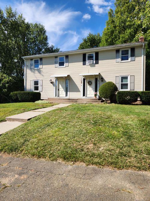 195 Wall St, Hebron, CT, 06248-1533 | Card Image