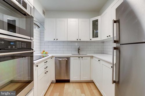 apt-s318-520 N St Sw, WASHINGTON, DC, 20024-4538 | Card Image