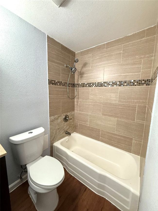 APT-132 - 2401 Manor Rd, Condo with 1 bedrooms, 1 bathrooms and 1 parking in Austin TX | Image 5