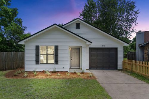 1816 Madelons Path, Fort Walton Beach, FL, 32547-6811 | Card Image