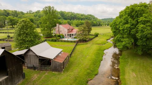 5620 Leipers Creek Rd, Franklin, TN, 37064-9281 | Card Image