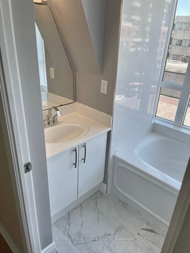 412 - 119 Merton St, Condo with 1 bedrooms, 2 bathrooms and null parking in Toronto ON | Image 18