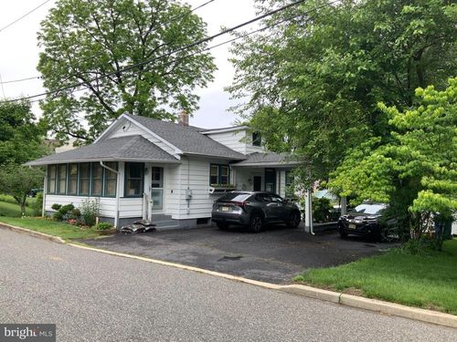 52 Thorntown Ln, BORDENTOWN, NJ, 08505-2223 | Card Image