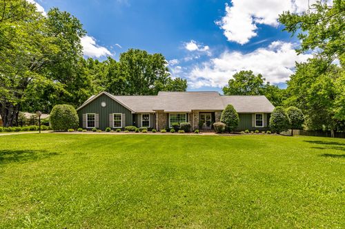 116 Jackson Ln, Hendersonville, TN, 37075-4007 | Card Image