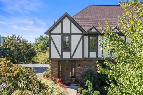 176 Shadow Ridge Dr, Pittsburgh, PA, 15238-2118 | Card Image