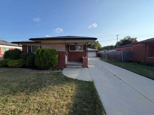 21523 Stephens Street, St Clair Shores, MI, 48080 | Card Image