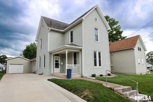 2024 Lind St, Quincy, IL, 62301-2221 | Card Image