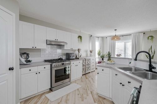 67 Silver Springs Way Nw, Airdrie, AB, T4B2R6 | Card Image