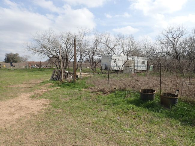 336 Boulder Ln, House other with 2 bedrooms, 2 bathrooms and 4 parking in Dale TX | Image 22