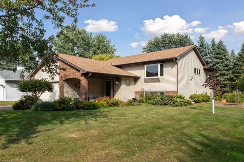 5624 Fisher St, White Bear Lake, MN, 55110-2263 | Card Image