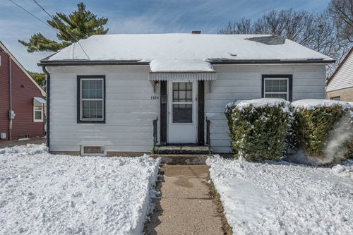 1524 Virginia Ave, Rockford, IL, 61101-4259 | Card Image