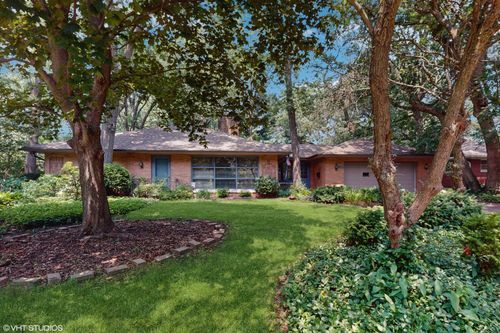 1423 Park Dr, Munster, IN, 46321-2623 | Card Image